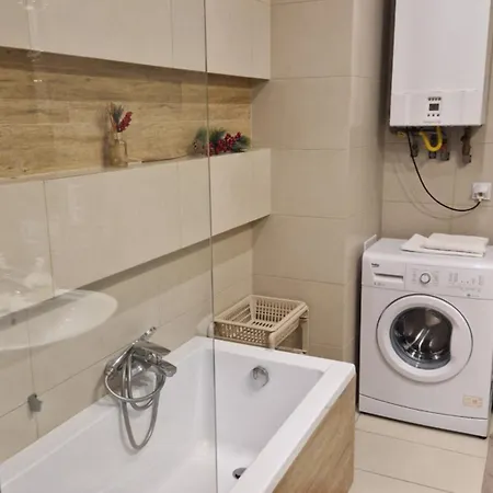 Apartament Gwiazda Przy Stoku Na Parterze Z Ogrodkiem Krynica Zdroj Exterior photo