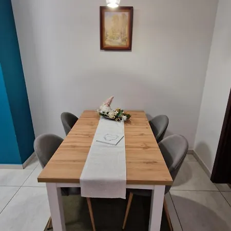 Apartament Gwiazda Przy Stoku Na Parterze Z Ogrodkiem Krynica Zdroj Exterior photo